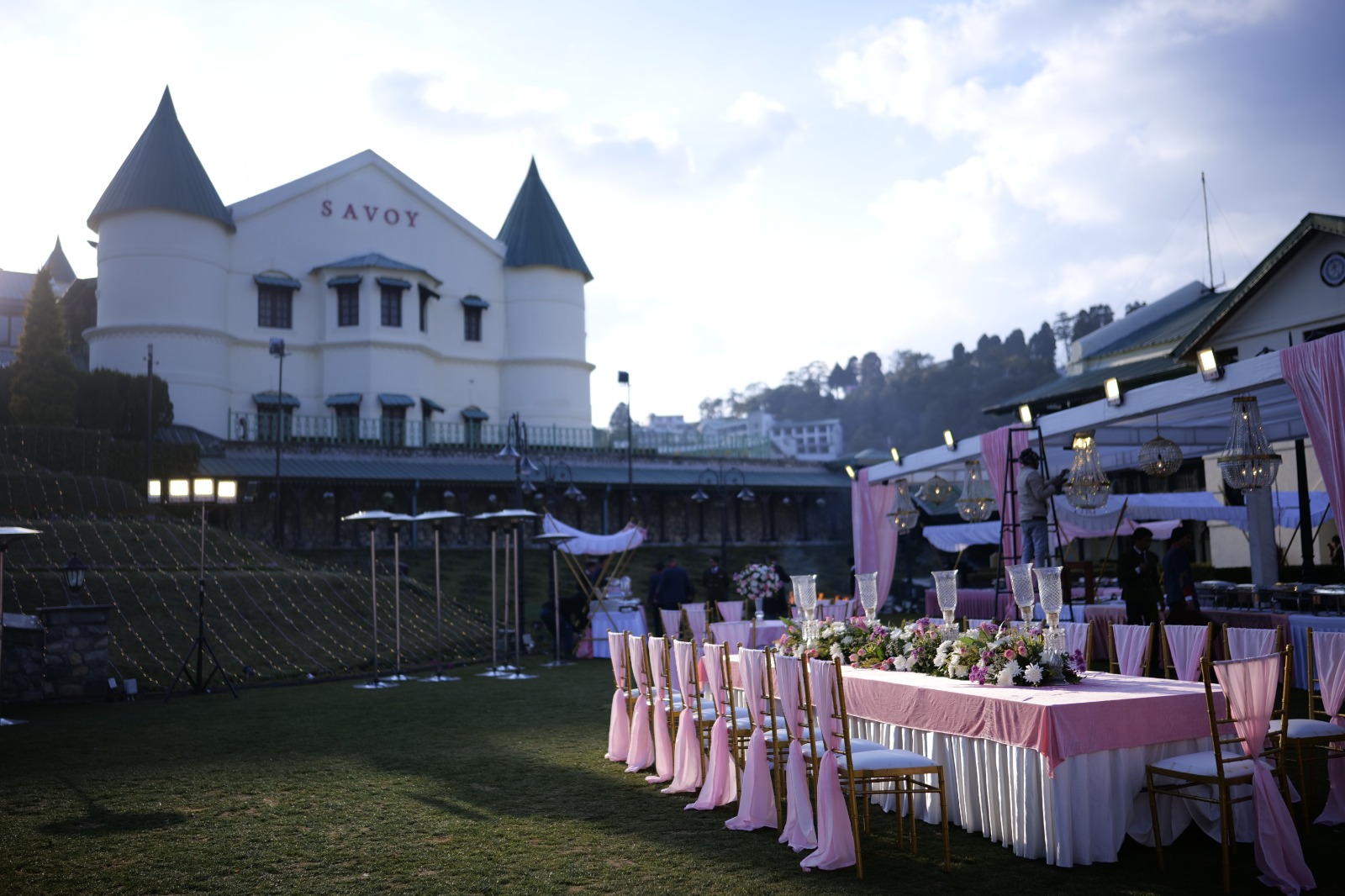 cost of wedding decorator in jogiwala?