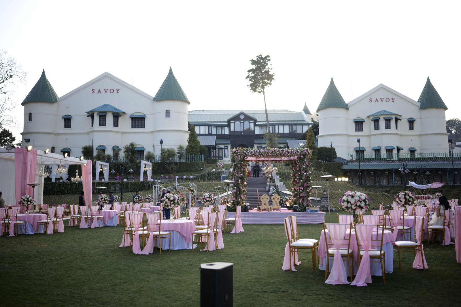 cost of wedding decorator in clock-tower?